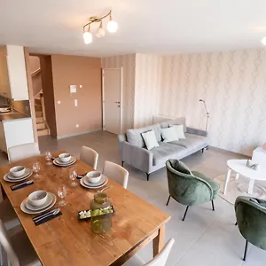 Appartement Residentie Zandloper Ii, Bredene